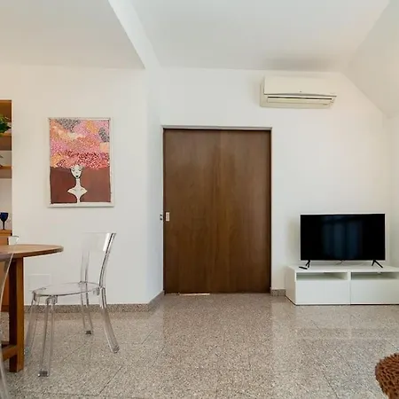 5 Giornate Con Terrazzo E Garage Privato Apartment Mailand