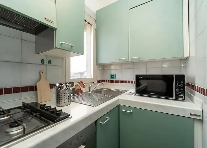 5 Giornate Con Terrazzo E Garage Privato Apartmán *