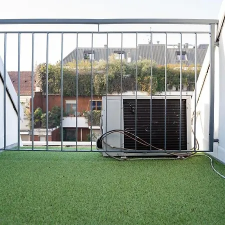 5 Giornate Con Terrazzo E Garage Privato Апартаменты *
